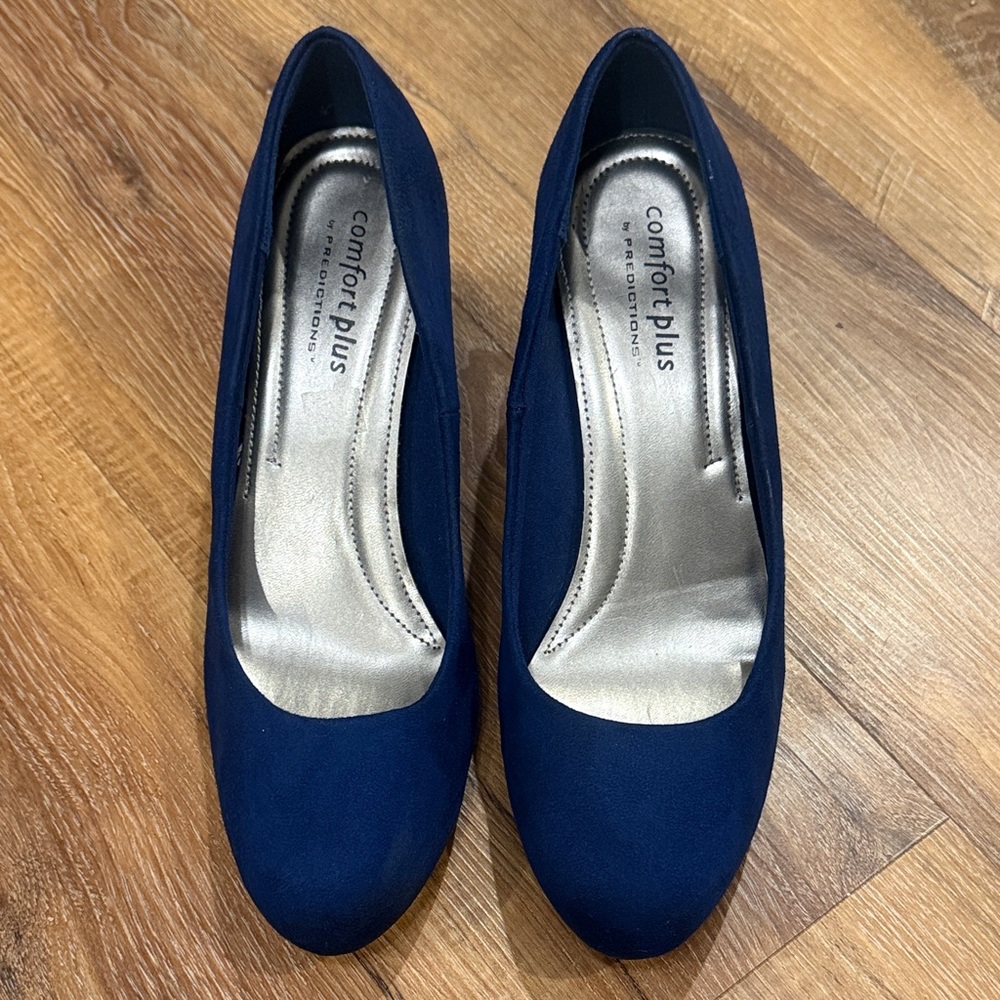 Comfort Plus by Predictions Women's Karmen Faux Suede Heels (Size: 11)(EUC)